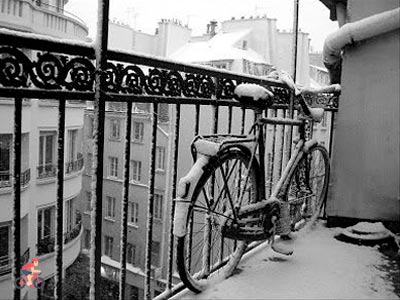 велосипед нельзя хранить на балконе